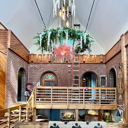 The Atrium - A Boutique Hotel - Suite 17 Perryville 外观 照片