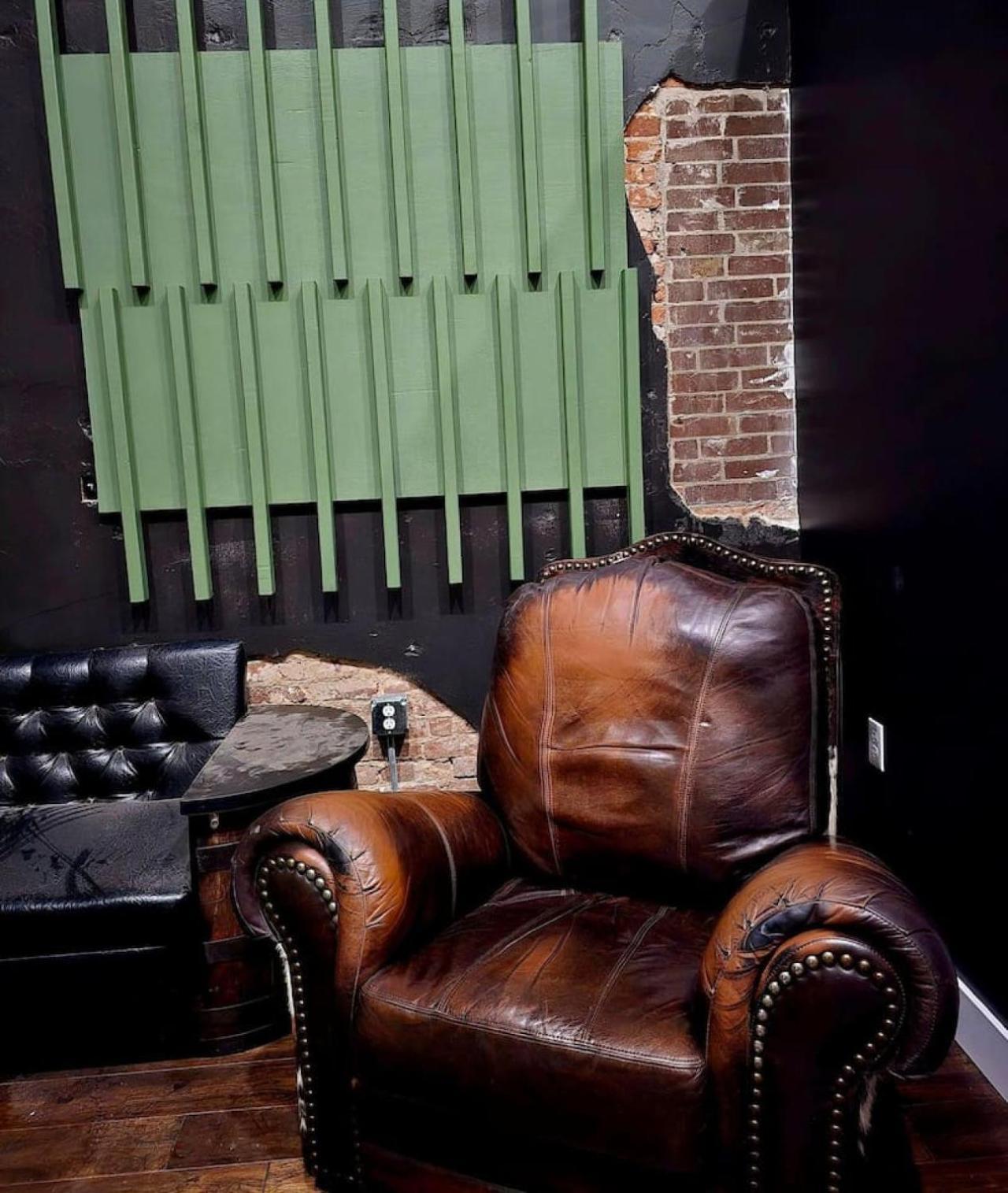 The Atrium - A Boutique Hotel - Suite 17 Perryville 外观 照片