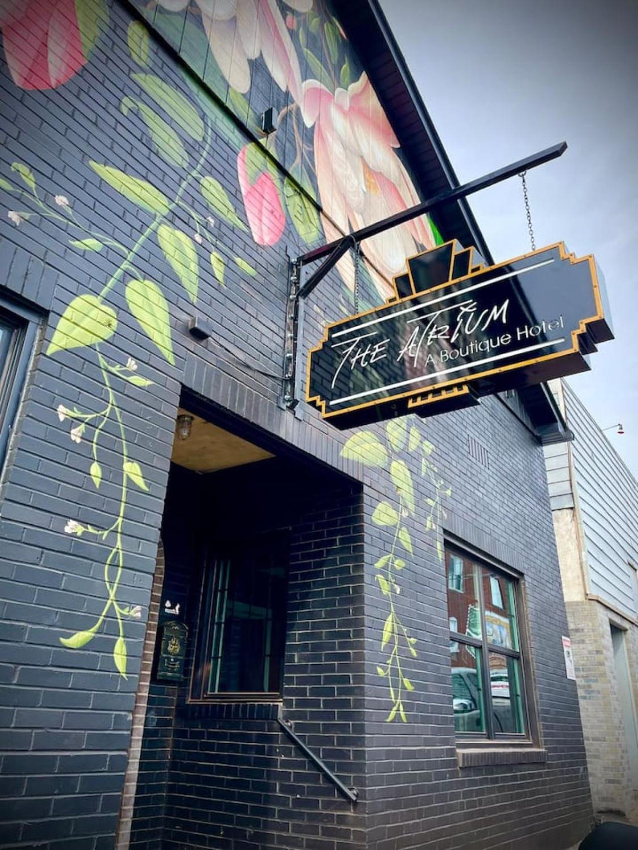 The Atrium - A Boutique Hotel - Suite 17 Perryville 外观 照片